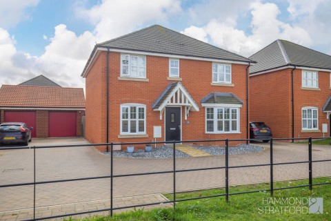 View Full Details for Bennett Crescent, Hethersett